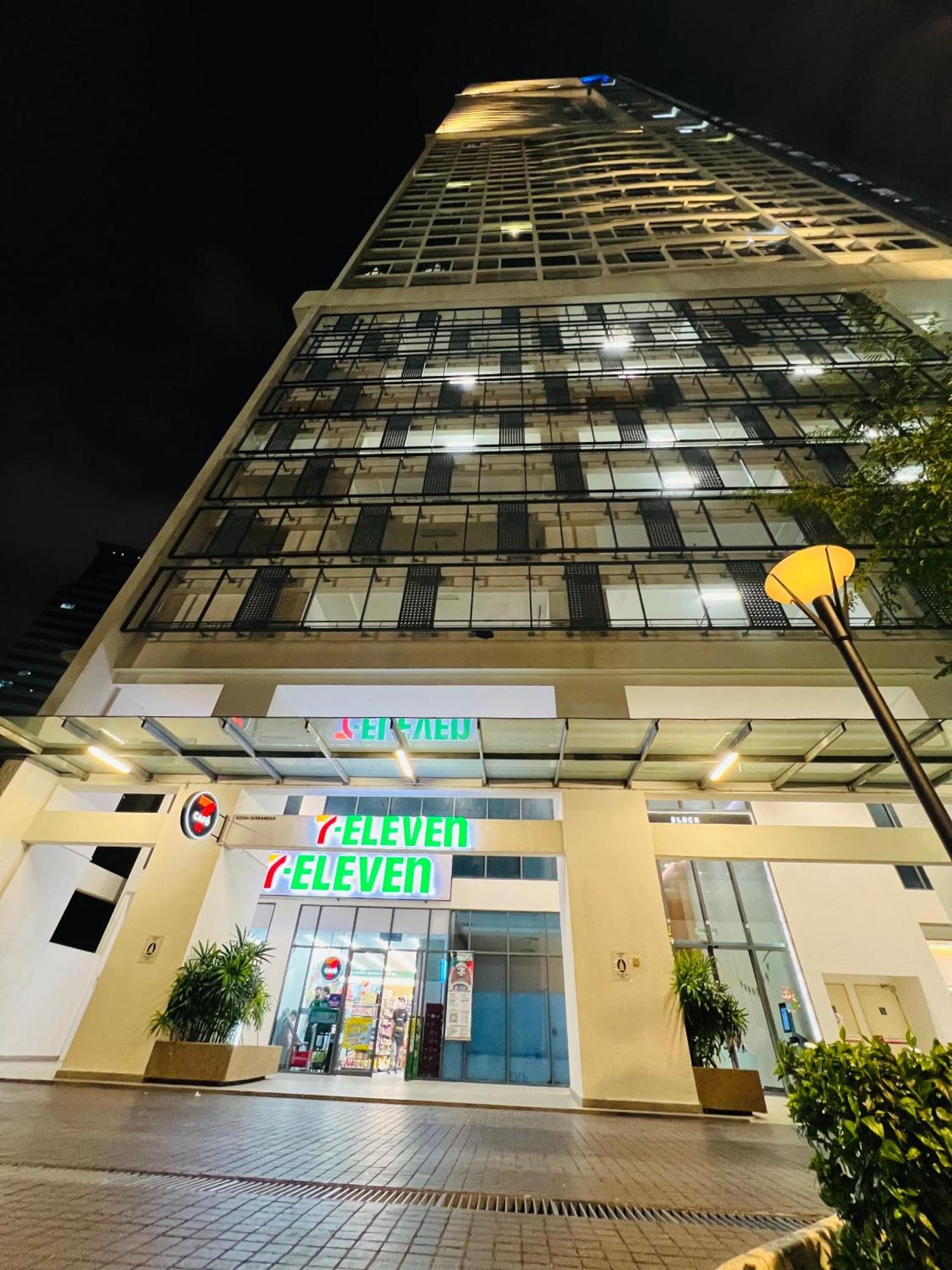 The Colony By Stay Suites Klcc Куала Лумпур Екстериор снимка