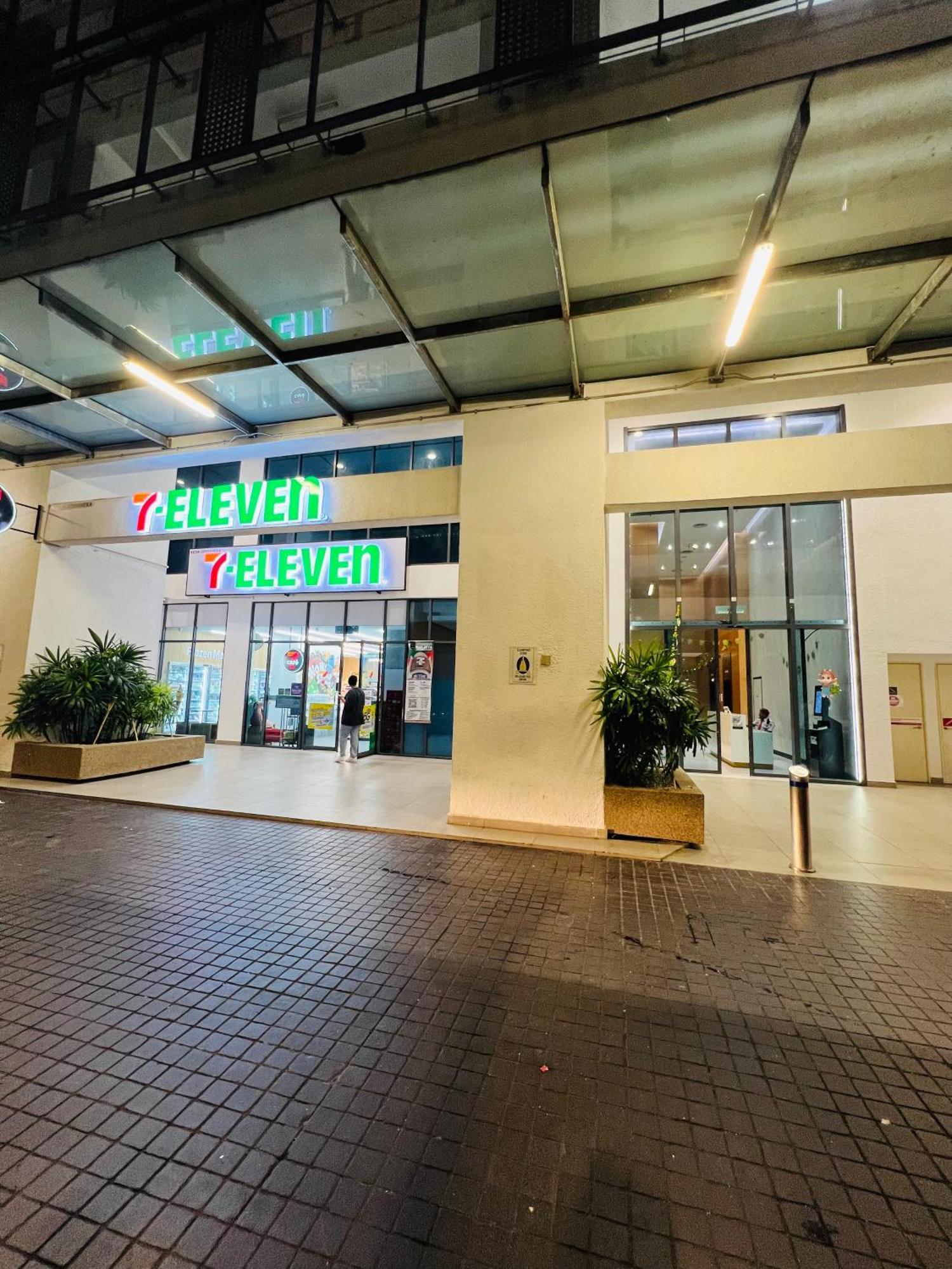 The Colony By Stay Suites Klcc Куала Лумпур Екстериор снимка